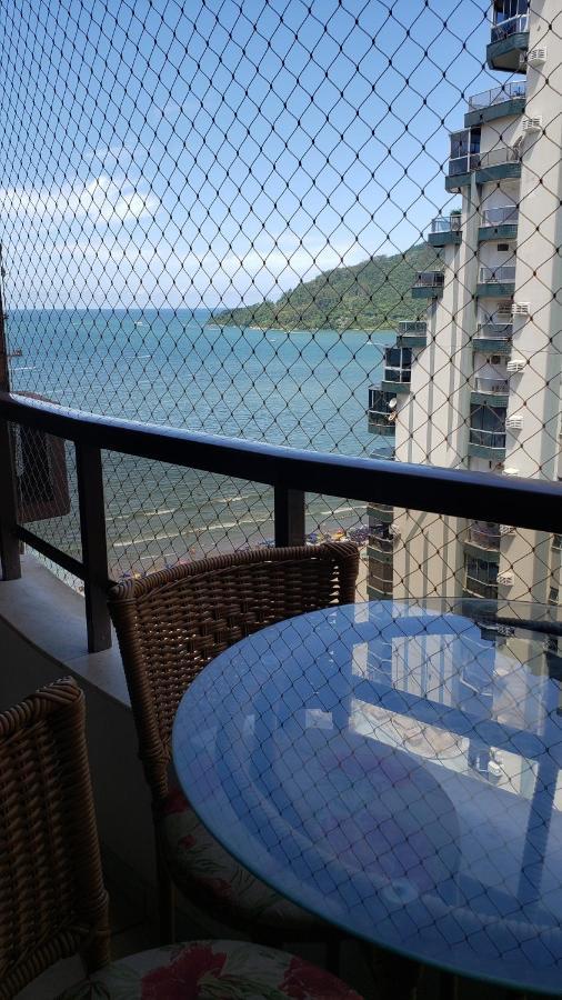 Na Avenida Atlantica Encantador Com Vista O Mar E Vaga Privativa *